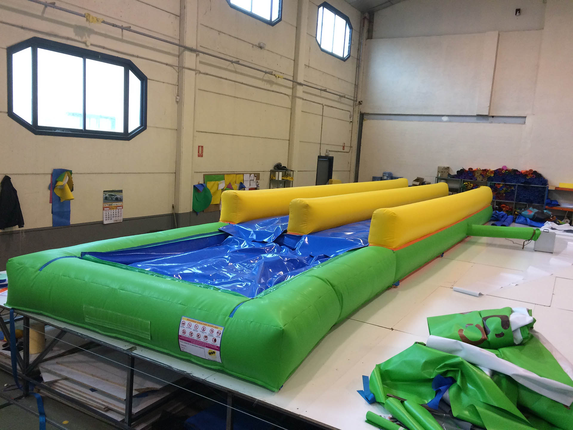 181. DIE 181: CASTILLO HINCHABLE ACUÁTICOS "DESLIZADOR BÁSICO" - Imagen 2