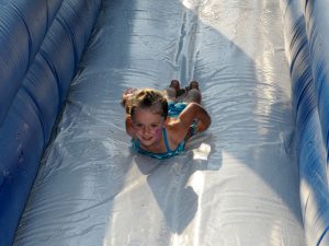 alquiler de hinchables acuáticos