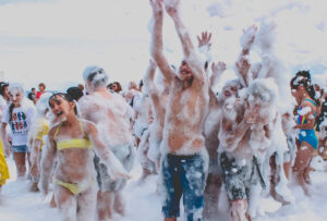 Fiestas de la espuma en verano con Dieserso